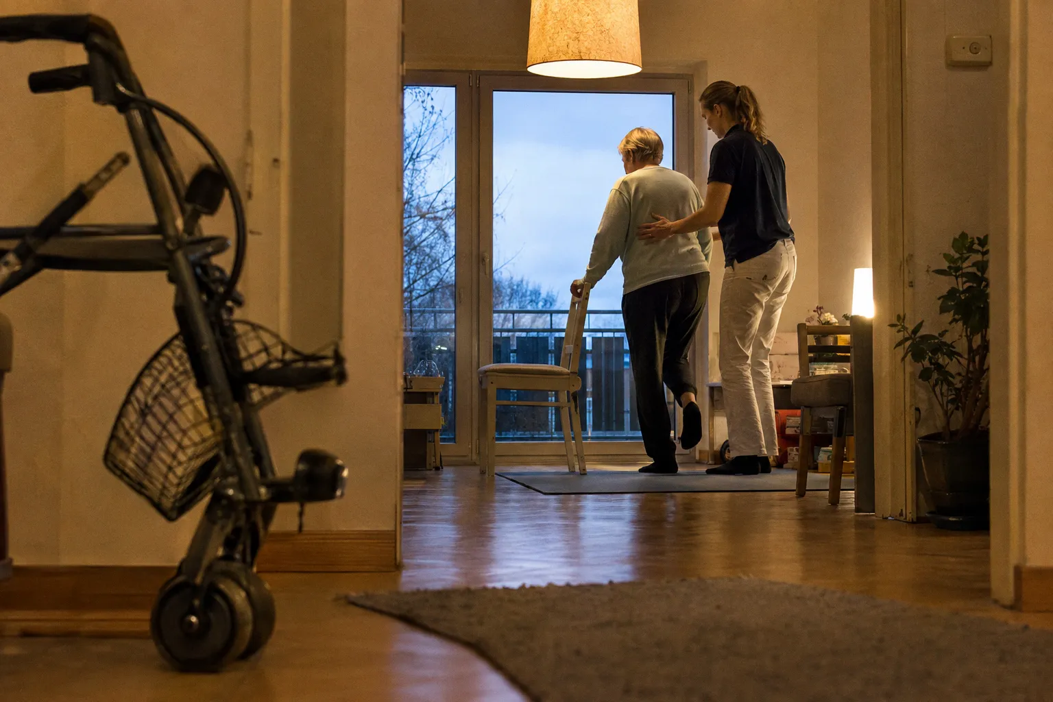 Nach der Klinik: Warum die Genesung in den eigenen vier Wänden kritisch wird